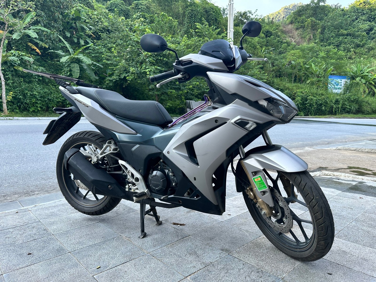 Honda Winner 150cc rental motorbike in Ha Giang