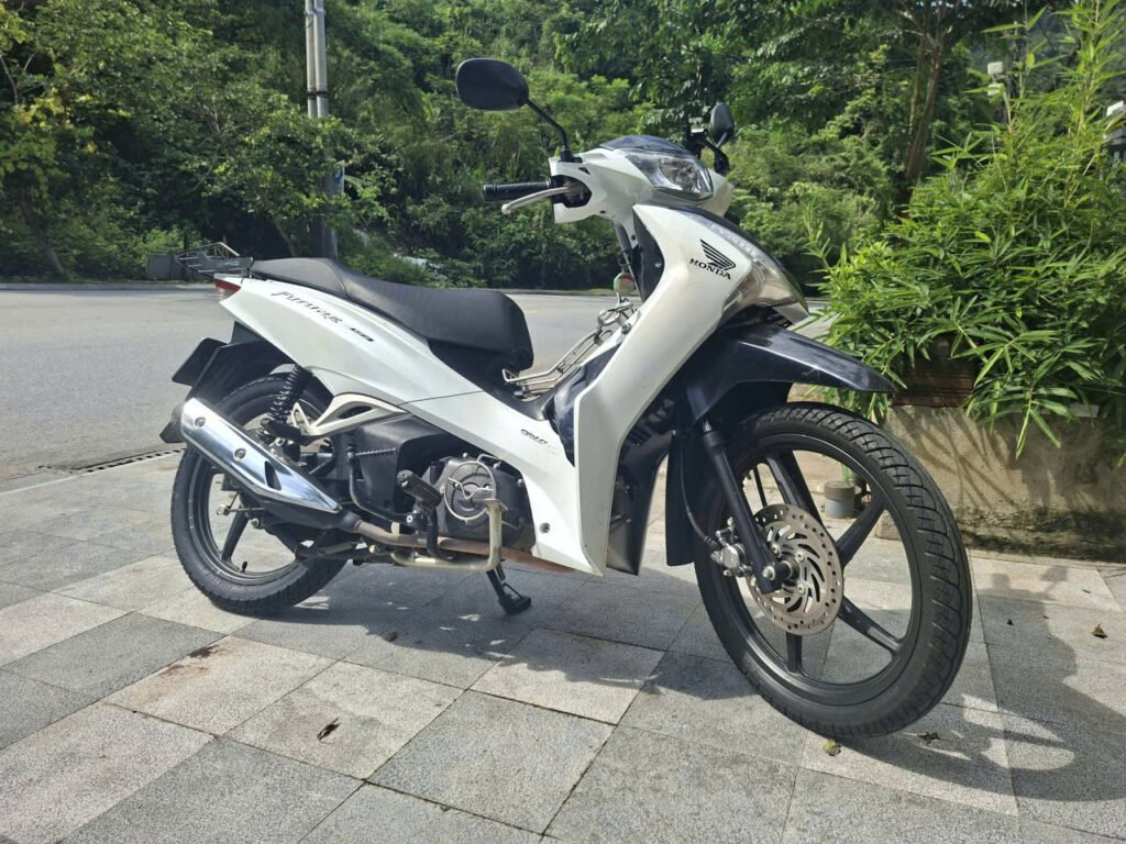 Honda Future 125cc rental motorbike in Ha Giang